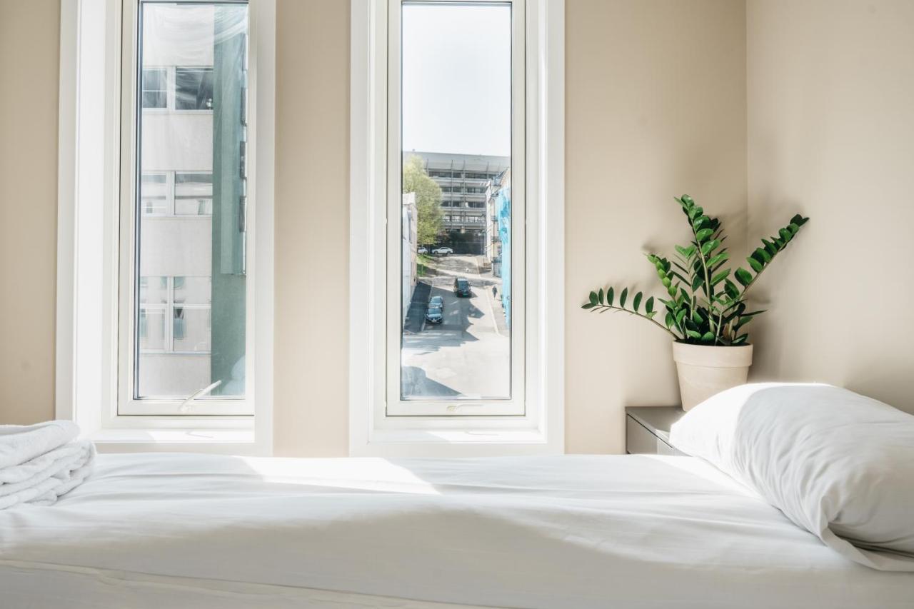 Stay Urban - Scandinavian Comfort With Private Balcony Берген Екстер'єр фото